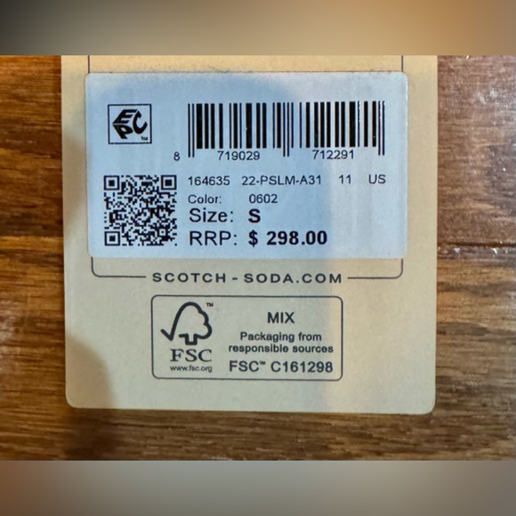 Scotch & Soda Elvis Presley Women’s Bomber Jacket - Picture 7 of 9